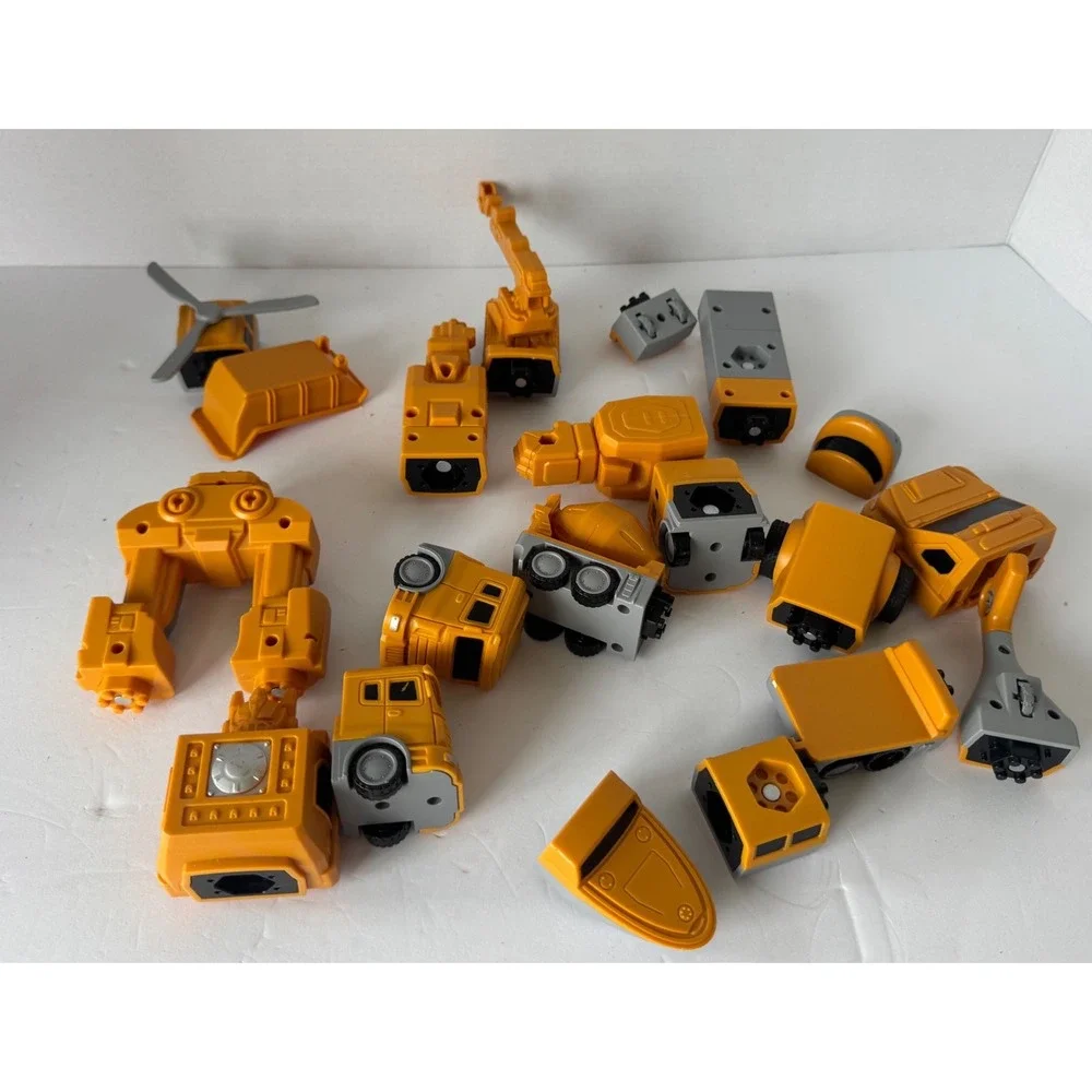 Magnetic Construction Vehicle Building Toy Set 20 Piece‎ Yellow Robot